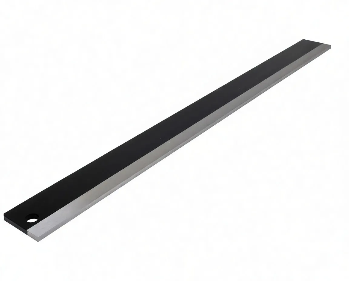 Straight edge in sleeve with inset zoom of the end showing drilled hole, beveled silver edge and 'satra' logo.