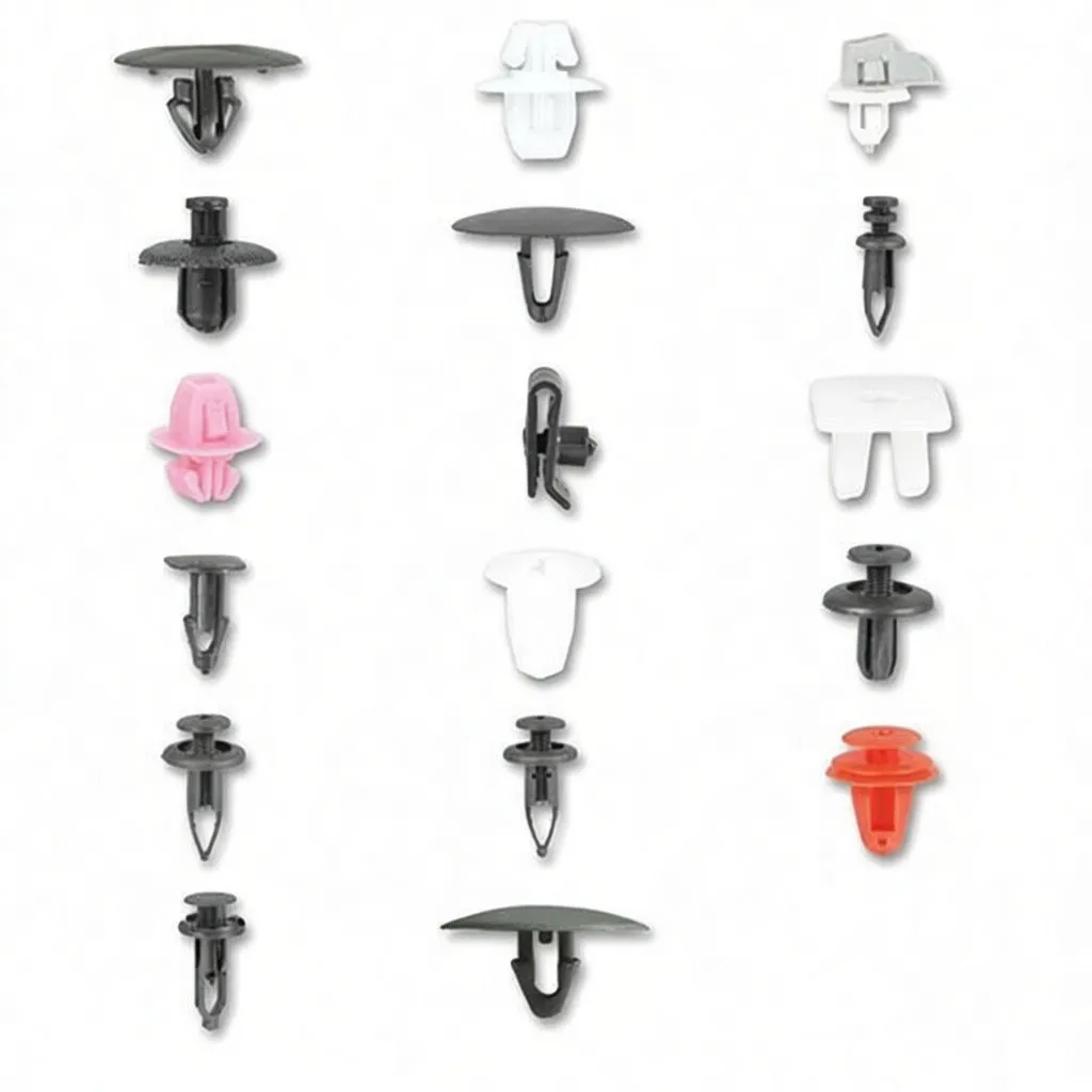 Diagram chart listing each clip silhouette and quantity (e.g., 15 pcs, 25 pcs, 40 pcs) for the trim clip assortment