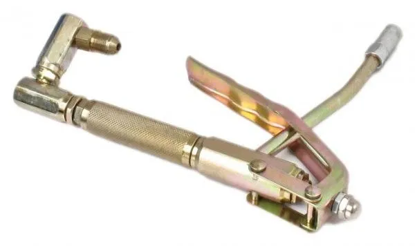 Brass lever-style grease gun nozzle and coupler with knurled handle and swivel fitting